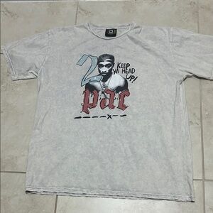 Cross Colours 2Pac Keep Ya Head Up!Graphic Tee in Gray